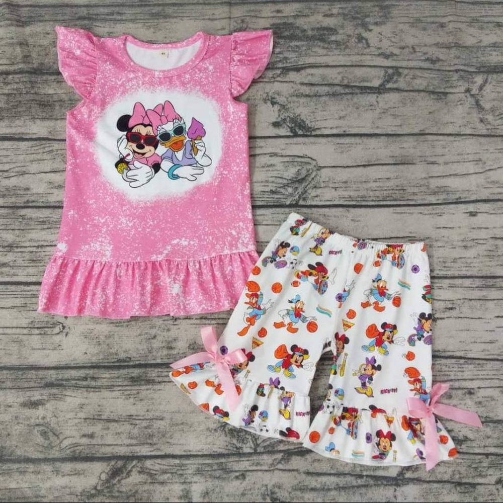 Boutique Minnie Mouse Daisy Shorts set
